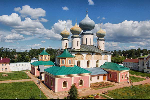 Фото: Тихвинский мужской монастырь_2